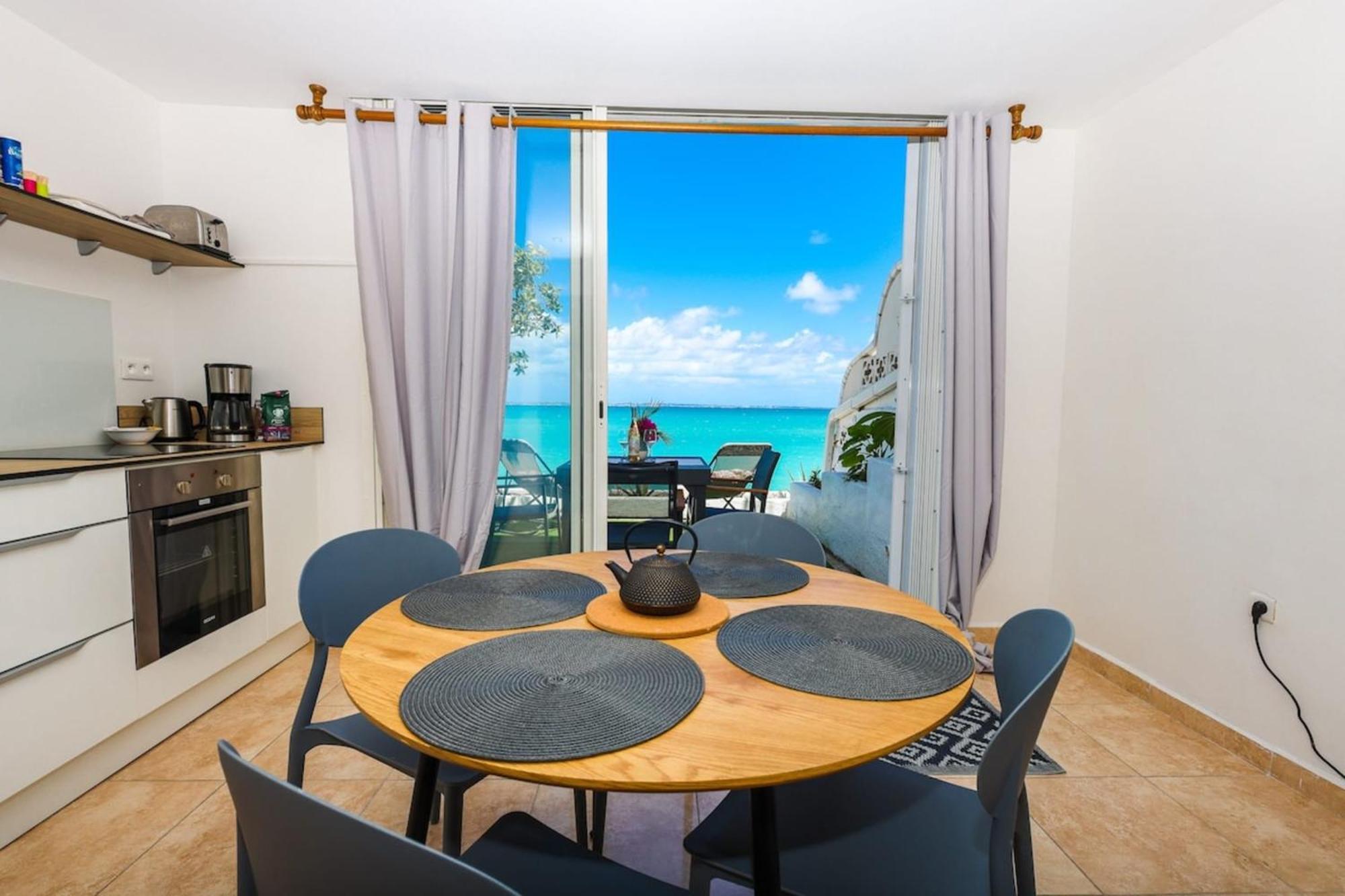 Watalibi - Beachfront Apartment Grand-Case Buitenkant foto