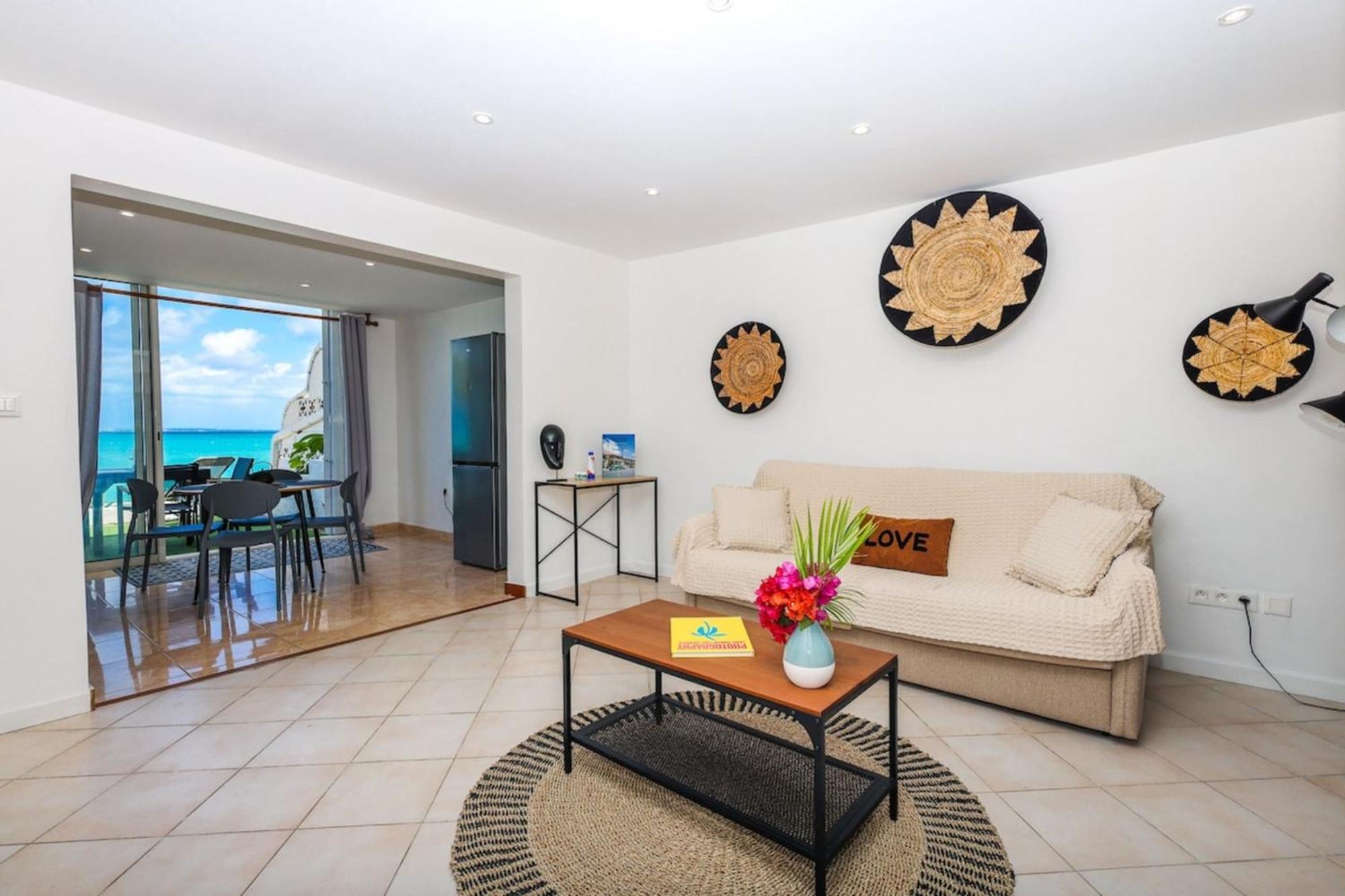 Watalibi - Beachfront Apartment Grand-Case Buitenkant foto