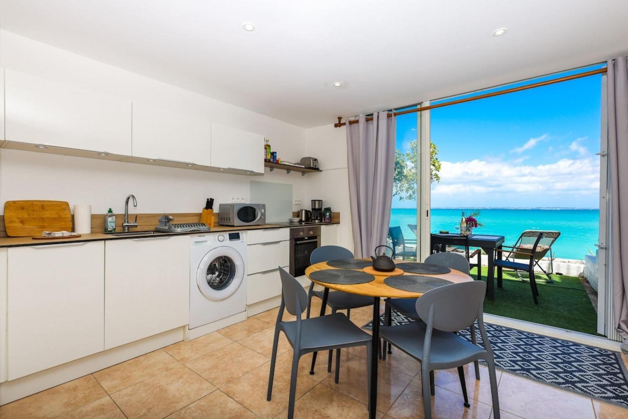 Watalibi - Beachfront Apartment Grand-Case Buitenkant foto